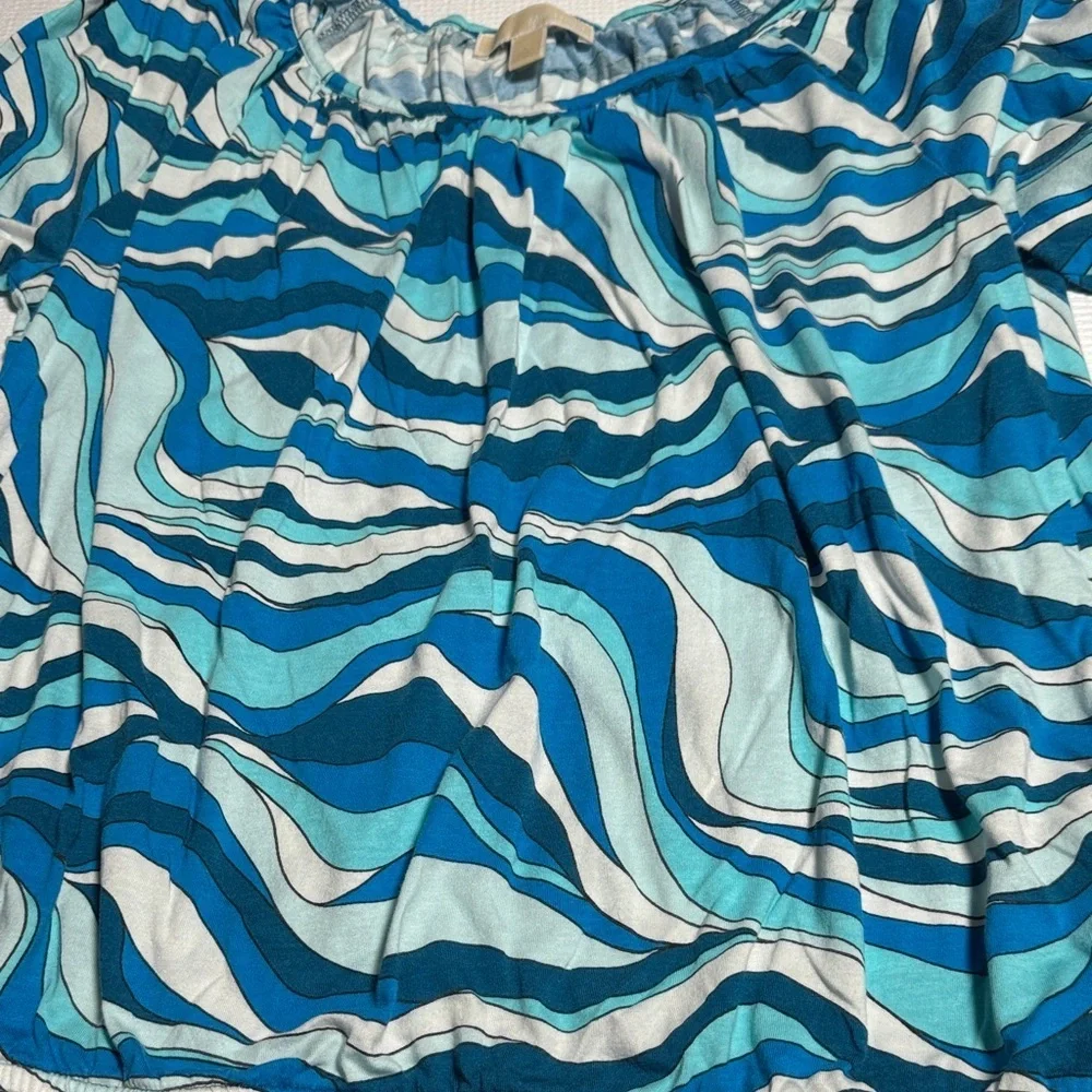 Michael Kors Blue and White Patterned Blouse L